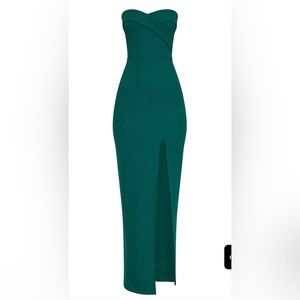 BRAND NEW emerald split maxi dress ✨